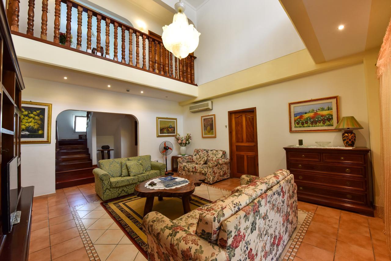 Jessies Guest House Seychelles Beau Vallon  Εξωτερικό φωτογραφία